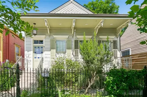 812 Lyons St, New Orleans, LA 70115