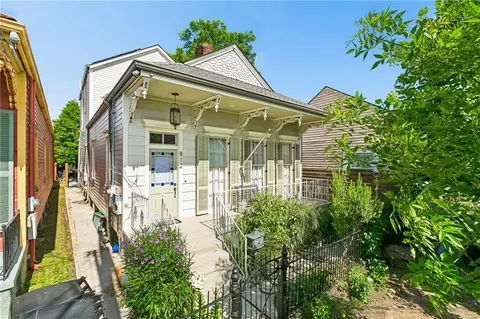 812 Lyons St, New Orleans, LA 70115