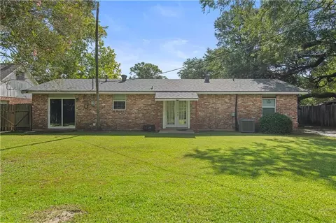 Exterior - 1361 Sunset Dr, Slidell, LA 70460 photo 5 of 5