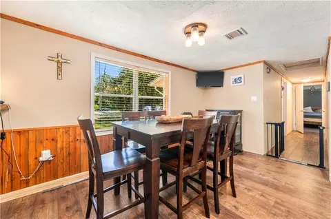 Dining - 1136 Bagdad Loop, Colfax, LA 71417 photo 2 of 2