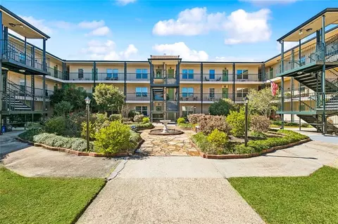 2700 Whitney Pl #830, Metairie, LA 70002