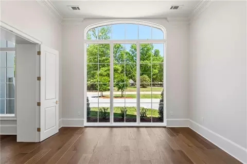 Living - 11 Tolawa Ln, Covington, LA 70433 photo 4 of 4