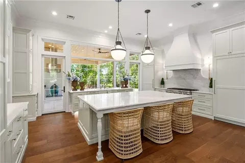 Kitchen - 11 Tolawa Ln, Covington, LA 70433 photo 3 of 6