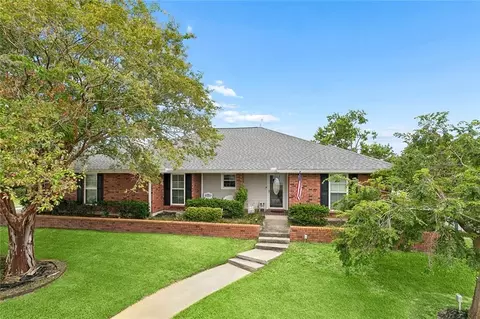 Exterior - 309 Intrepid Dr, Slidell, LA 70458 photo 2 of 5