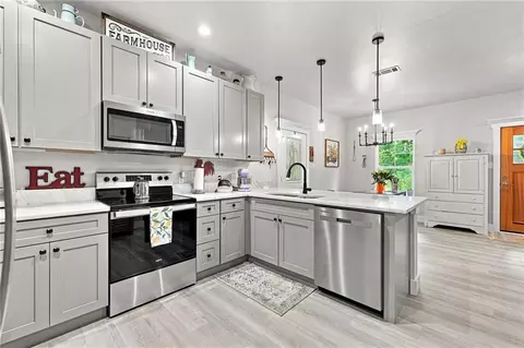 Kitchen - 57123 Oliphant Trl, Loranger, LA 70446 photo 1 of 2