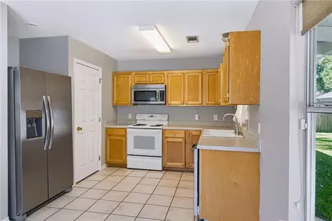 Kitchen - 70401 I St, Covington, LA 70433 photo 1 of 1