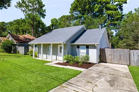 Exterior - 70401 I St, Covington, LA 70433 photo 3 of 7
