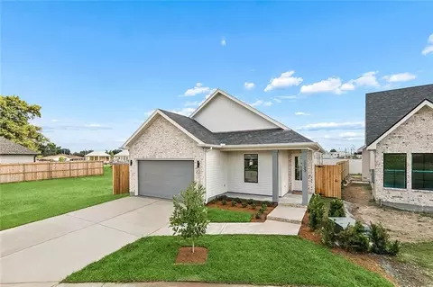 1733 Vegas Dr, Metairie, LA 70003