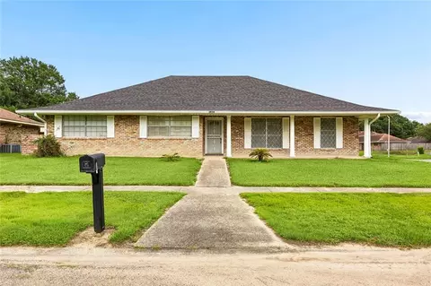 3634 Edgemont Dr, Baton Rouge, LA 70814