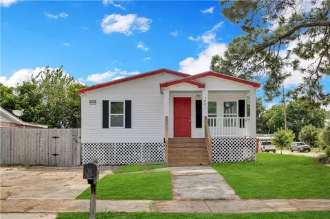 5601 Debore Dr, New Orleans, LA 70126