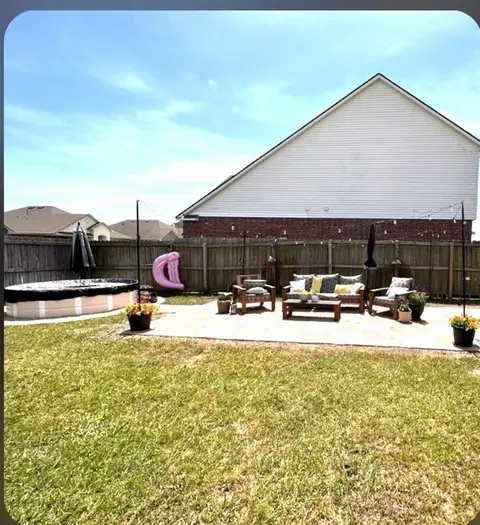 Exterior - 228 E Lake Dr, Slidell, LA 70461 photo 8 of 11