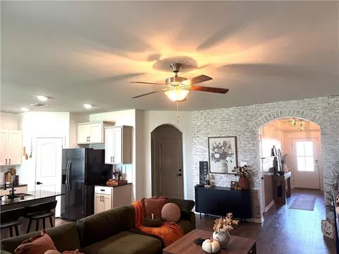 Entry Way - 228 E Lake Dr, Slidell, LA 70461 photo 2 of 2