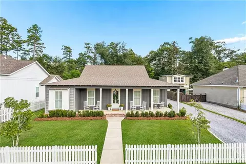 1533 Darlington St, Covington, LA 70433