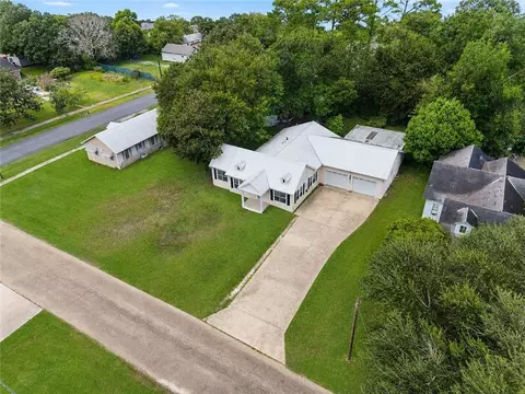 View/Area - 204 N Wilson Ave, Kaplan, LA 70548 photo 2 of 5