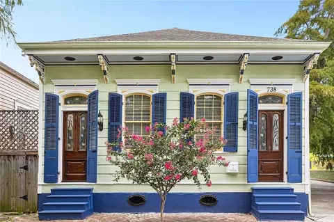 738 Lesseps St, New Orleans, LA 70117