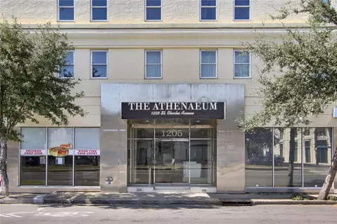 1205 St Charles Ave #704, New Orleans, LA 70130