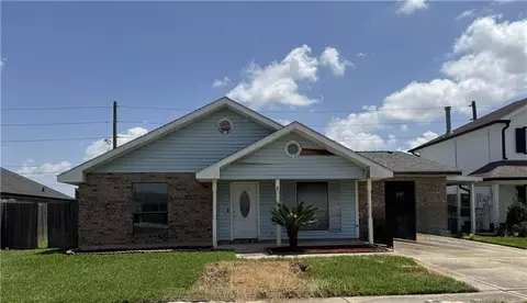 493 Longwood Dr, Destrehan, LA 70047