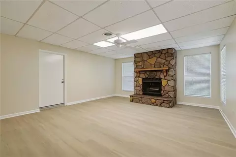Living - 129 Celia Dr, Luling, LA 70070 photo 2 of 5