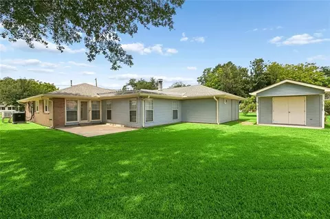 Exterior - 129 Celia Dr, Luling, LA 70070 photo 2 of 3