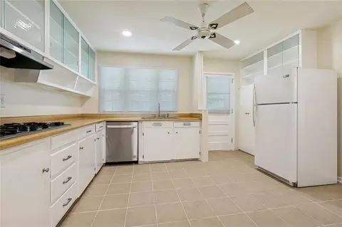 Kitchen - 129 Celia Dr, Luling, LA 70070 photo 2 of 2
