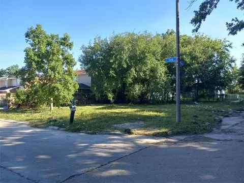 7860 Sand St, New Orleans, LA 70128