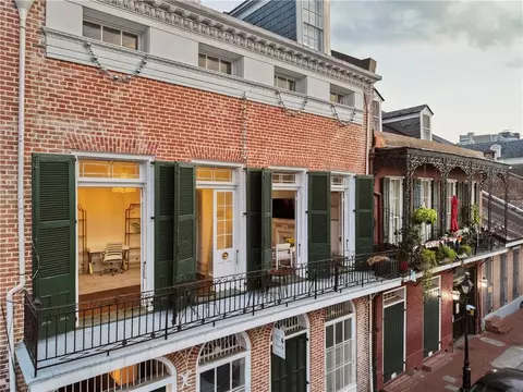 818 Bourbon St #2A, New Orleans, LA 70112