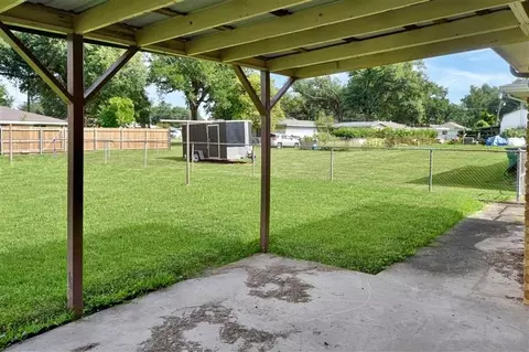 Exterior - 308 Oak Ln, Luling, LA 70070 photo 2 of 2