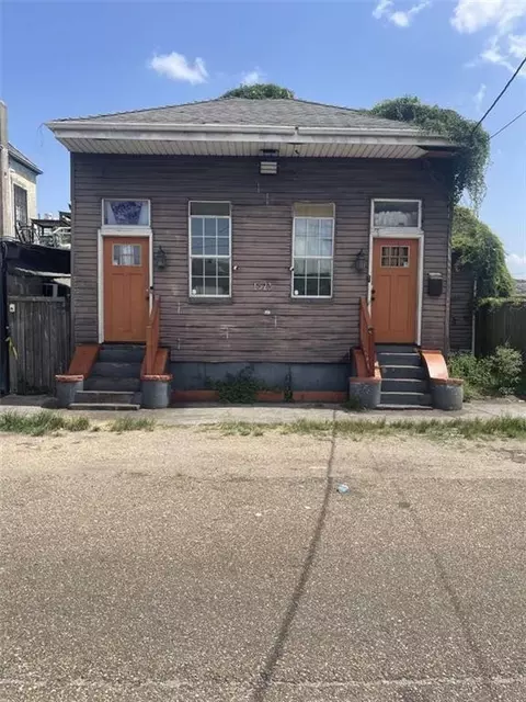 1523 Columbus St, New Orleans, LA 70116