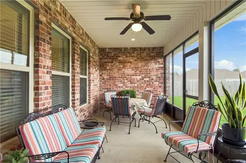 Exterior - 1174 Barrington Dr, Covington, LA 70435 photo 4 of 5