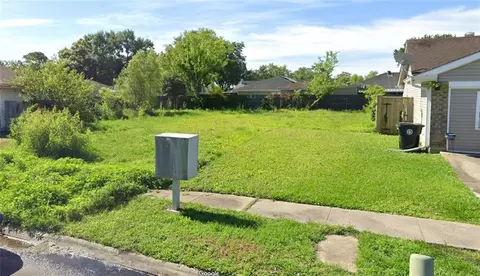 5480 Patio Way, New Orleans, LA 70129
