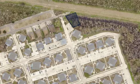 15580 Dwyer Blvd, New Orleans, LA 70129