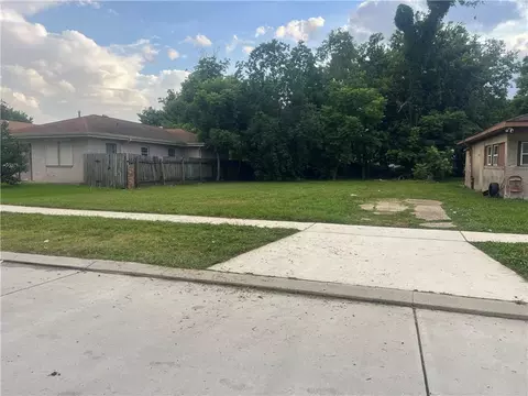 4434 Eastview Dr, New Orleans, LA 70126