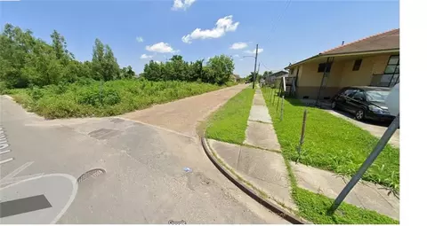4801 Dale St, New Orleans, LA 70126