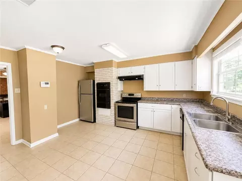 Kitchen - 426 E Jesse Jones St, Covington, LA 70433 photo 1 of 1