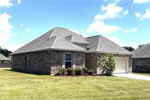 40088 Cottonwood Blvd, Ponchatoula, LA 70454