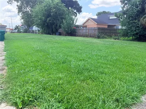 Kepler Street, Gretna, LA 70053