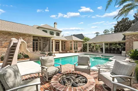 Exterior - 271 Morningside Dr, Mandeville, LA 70448 photo 13 of 17