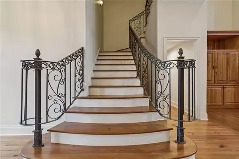Entry Way - 271 Morningside Dr, Mandeville, LA 70448 photo 3 of 5