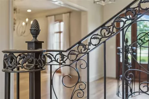 Entry Way - 271 Morningside Dr, Mandeville, LA 70448 photo 4 of 5