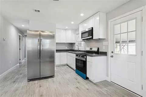 Kitchen - 3735 Myrtle St, Slidell, LA 70458 photo 1 of 1