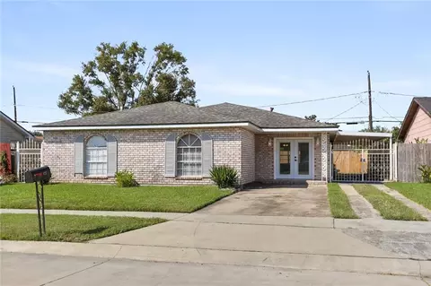 437 Turtle Creek Ln, Saint Rose, LA 70087