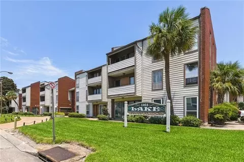 1161 Lake Ave #206, Metairie, LA 70005