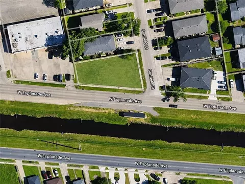4402 Sonfield St, Metairie, LA 70006