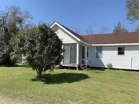 718 Skinner Ln, Oak Grove, LA 71263