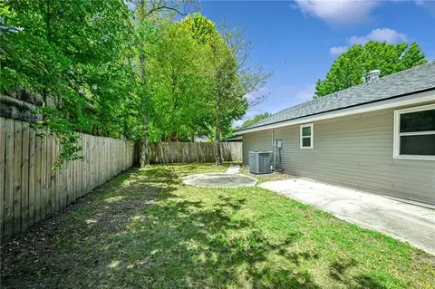 Exterior - 125 E Forest Dr, Slidell, LA 70458 photo 2 of 3