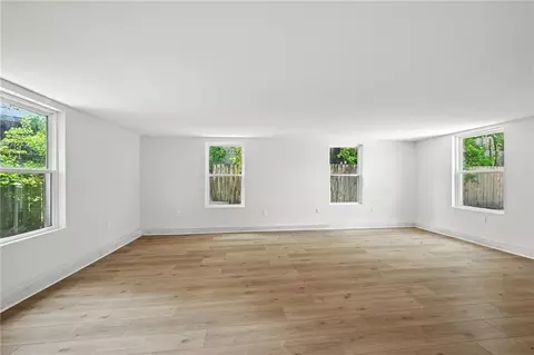 Living - 125 E Forest Dr, Slidell, LA 70458 photo 6 of 6