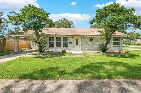 10048 Judy Dr, River Ridge, LA 70123