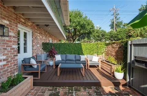 4380 Lasalle St, New Orleans, LA 70115
