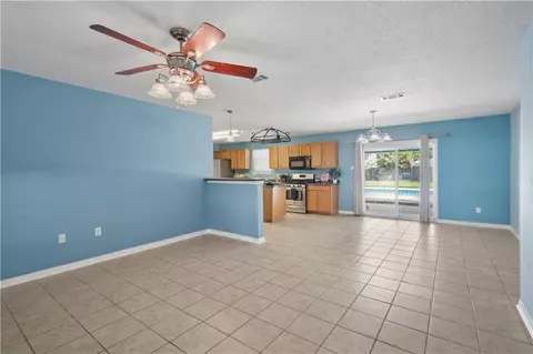 Living - 478 Olive Dr, Slidell, LA 70458 photo 1 of 2