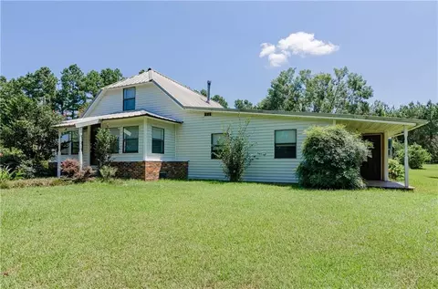 32069 Strawberry Ln, Hammond, LA 70403